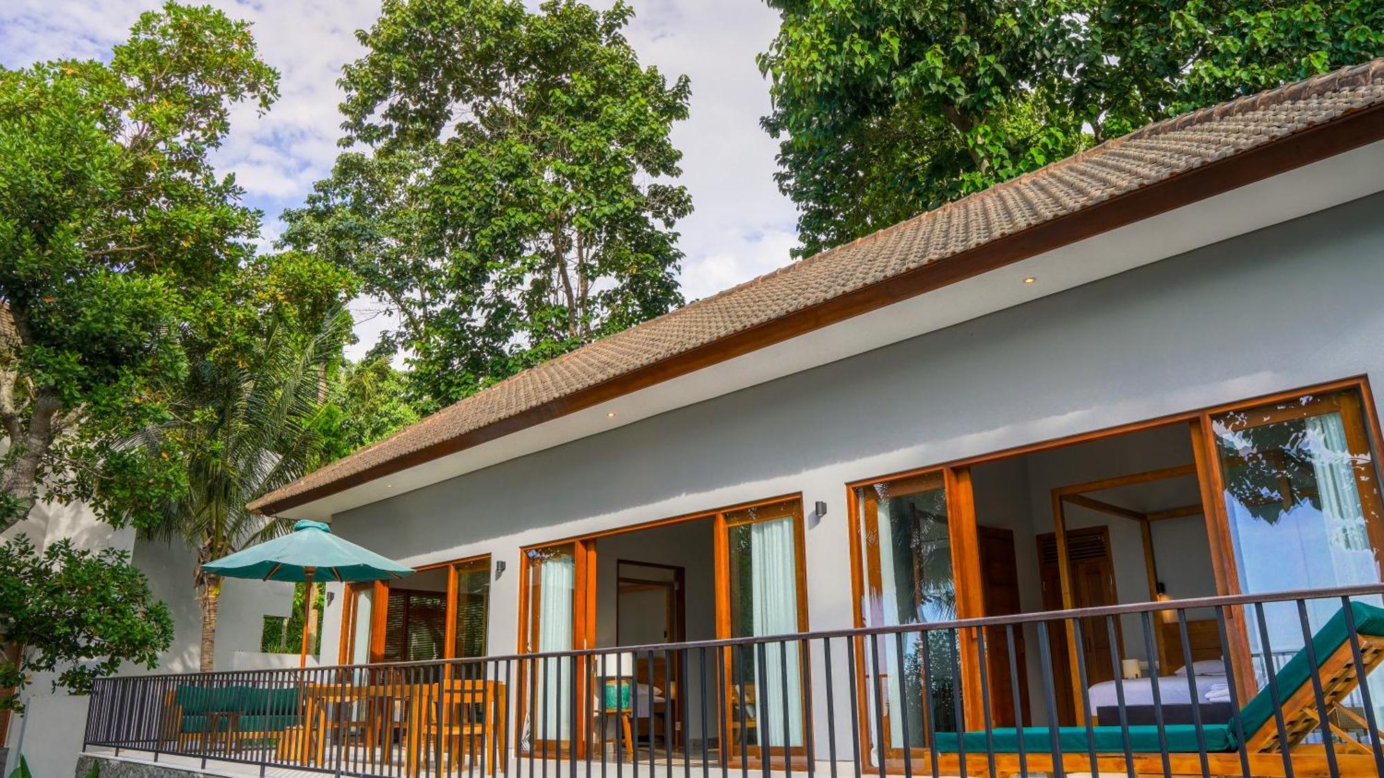 Sanglung Villas & Suites Kubutambahan  Стая снимка